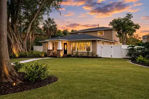 427 Villa Grande Ave S, Saint Petersburg, FL 33707 - Photo 4