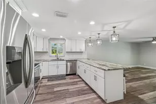 10909 Candy Ln, New Port Richey, FL 34654 - Photo 10