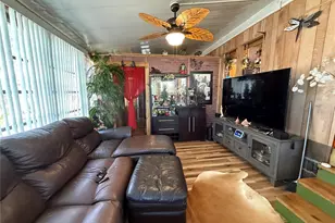 9408 Cougar Dr, Weeki Wachee, FL 34613 - Photo 4