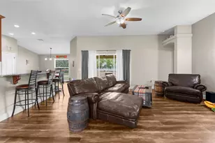 12026 Penguin Ave, Weeki Wachee, FL 34614 - Photo 4