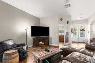 12026 Penguin Ave, Weeki Wachee, FL 34614 - Photo 6