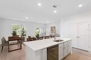 2295 Red Pine Ct, Eustis, FL 32726 - Photo 6