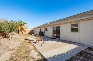 3339 Honeymoon Ln, Holiday, FL 34691 - Photo 32