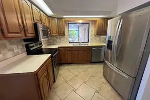 11177 Bella Loma Dr, Largo, FL 33774 - Photo 8