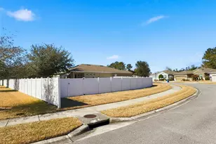 17690 Garsalaso Cir, Brooksville, FL 34604 - Photo 60