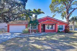 7051 Morningstar Ln, New Port Richey, FL 34652 - Photo 4