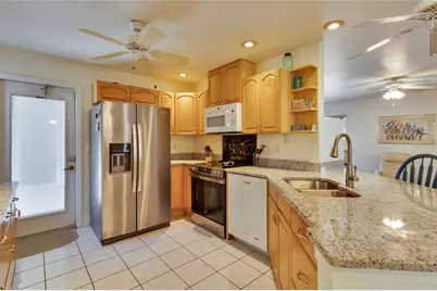 7095 Blackbird Avenue, Weeki Wachee, FL 34613 - Photo 12