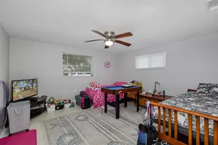 3645 Colonial Hills Dr, New Port Richey, FL 34652 - Photo 18