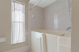 8424 E Zephyr Wing Ct, Floral City, FL 34436 - Photo 26