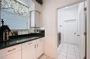 11415 Windstar Ct, New Port Richey, FL 34654 - Photo 14