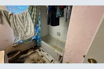 2462 Stephanie Drive, Spring Hill, FL 34608 - Photo 16