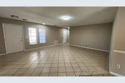 14921 Old Pointe Road, Tampa, FL 33613 - Photo 4