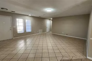 14921 Old Pointe Rd, Tampa, FL 33613 - Photo 4