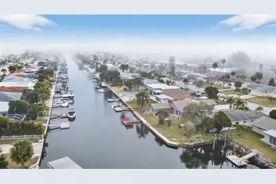 3849 Headsail Drive, New Port Richey, FL 34652 - Photo 22