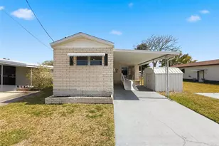 13032 Cabin Ct, Hudson, FL 34667 - Photo 2