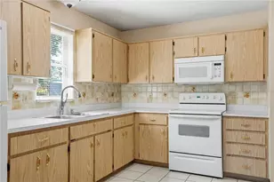 9444 Vancouver Rd, Spring Hill, FL 34608 - Photo 10