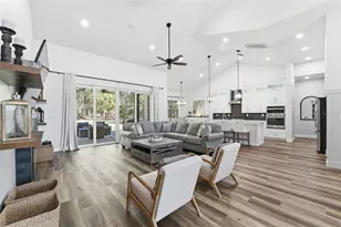 4586 Hickory Oak Dr, Brooksville, FL 34601 - Photo 10