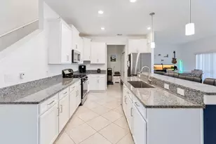 8241 Cor Pne Wy, New Port Richey, FL 34655 - Photo 2