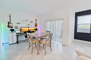 8241 Cor Pne Wy, New Port Richey, FL 34655 - Photo 10