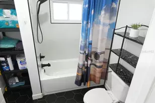 1312 57th Ave N, Saint Petersburg, FL 33703 - Photo 12