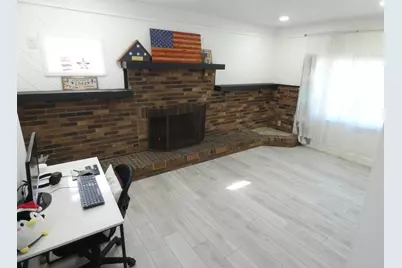 1312 57th Avenue N, Saint Petersburg, FL 33703 - Photo 4