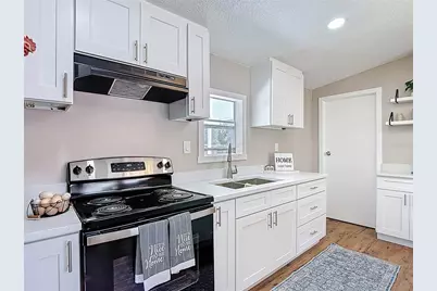 11955 Bemont Avenue, New Port Richey, FL 34654 - Photo 12