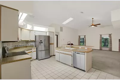 642 Erin Way, Brooksville, FL 34601 - Photo 6