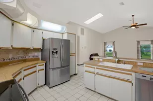 642 Erin Way, Brooksville, FL 34601 - Photo 8