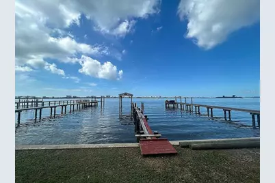 1742 Sunset Drive, Clearwater, FL 33755 - Photo 10