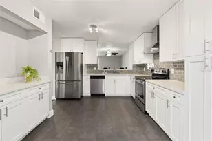 3919 Carroll Pines Ct, Tampa, FL 33614 - Photo 22