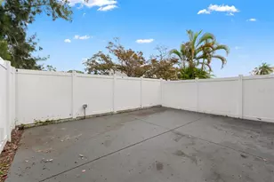 3919 Carroll Pines Ct, Tampa, FL 33614 - Photo 40