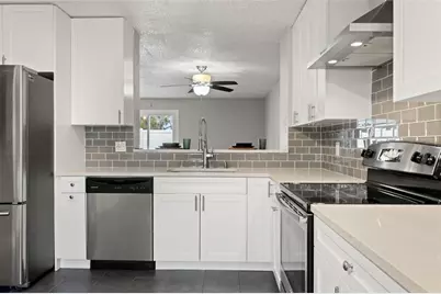 3919 Carroll Pines Court, Tampa, FL 33614 - Photo 24