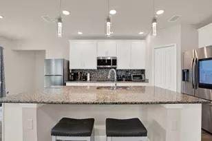 11208 Seattle Wren Ave, Weeki Wachee, FL 34614 - Photo 8