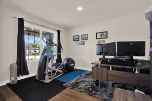 11208 Seattle Wren Ave, Weeki Wachee, FL 34614 - Photo 16