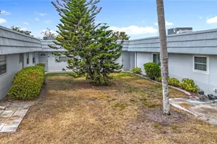 202 Bedford Trail, Sun City Center, FL 33573 - Photo 40