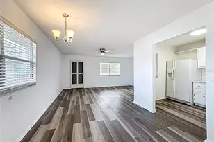 202 Bedford Trail, Sun City Center, FL 33573 - Photo 12