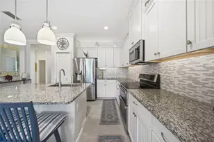 7205 Costa Bella Dr, Bradenton, FL 34209 - Photo 18