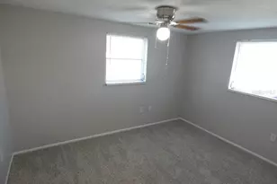 11812 Alpine Pkwy, Port Richey, FL 34668 - Photo 16