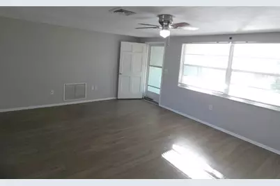 11812 Alpine Parkway, Port Richey, FL 34668 - Photo 18