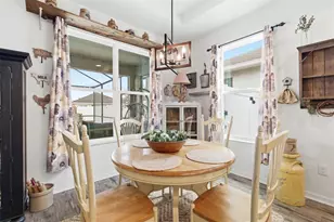 895 Old Windsor Way, Spring Hill, FL 34609 - Photo 14