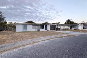 10226 Glen Moor Ln, Port Richey, FL 34668 - Photo 32