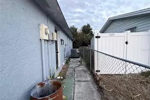 10226 Glen Moor Ln, Port Richey, FL 34668 - Photo 34