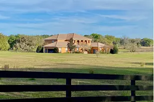 20832 Hunter Hill Dr, Dade City, FL 33523 - Photo 1