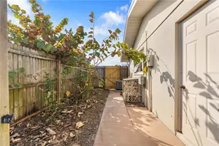 10124 Orchid Dr, Port Richey, FL 34668 - Photo 22