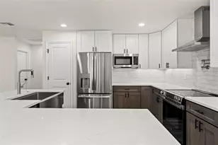 7414 Balsam St, Spring Hill, FL 34606 - Photo 8