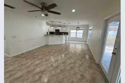 11722 Crest Creek Drive, Riverview, FL 33569 - Photo 2