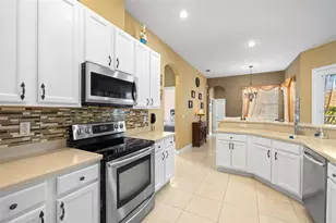 13235 Legends Trail, Dade City, FL 33525 - Photo 16