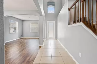 10626 Liberty Bell Drive, Tampa, FL 33647 - Photo 6