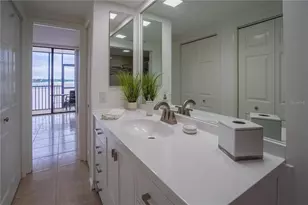 7100 Sunshine Skyway Ln S, Saint Petersburg, FL 33711 - Photo 16