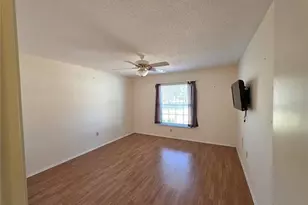 2376 Bent Pine Ct, Spring Hill, FL 34606 - Photo 10